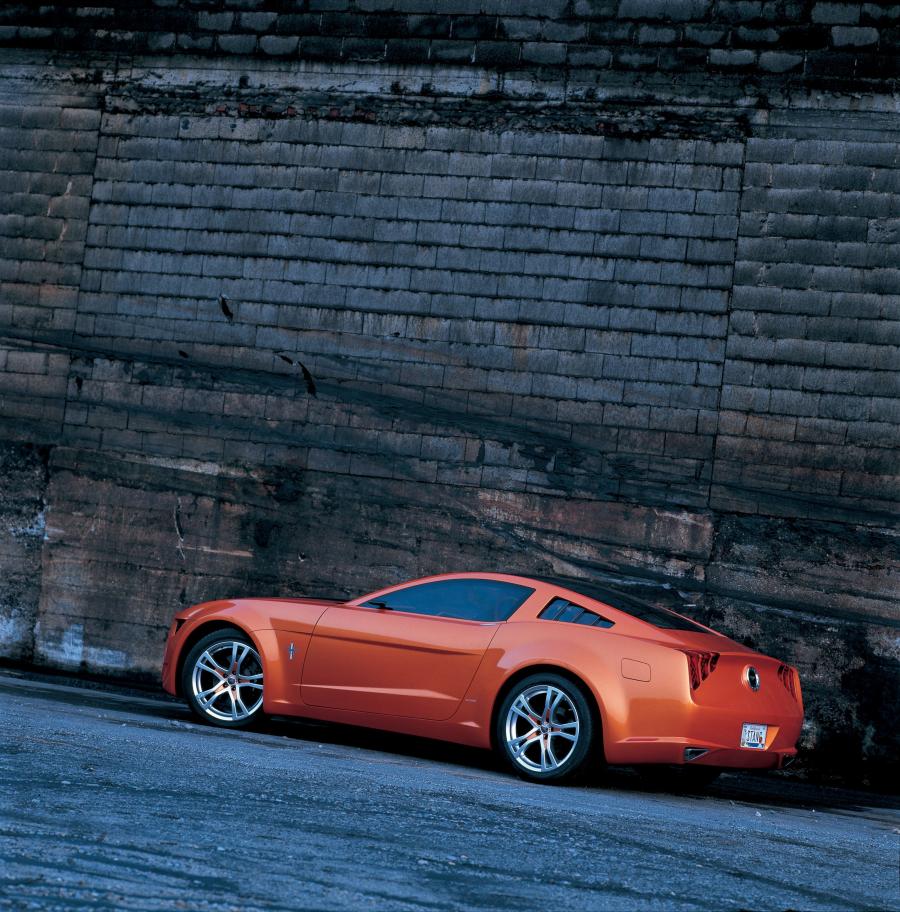  Ford Mustang Giugiaro Concept 2006 года  (фото 11 из 68)